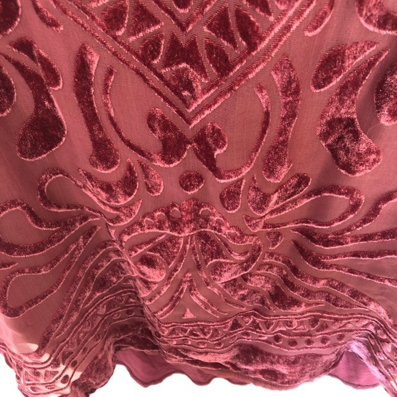 Mossimo | Red Crushed Velvet Patterned Tank - Picture 5 of 7